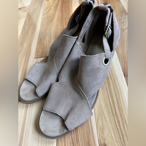 Koolaburra Shoes - Koolaburra by UGG Women's Kaiah Pump, size 11